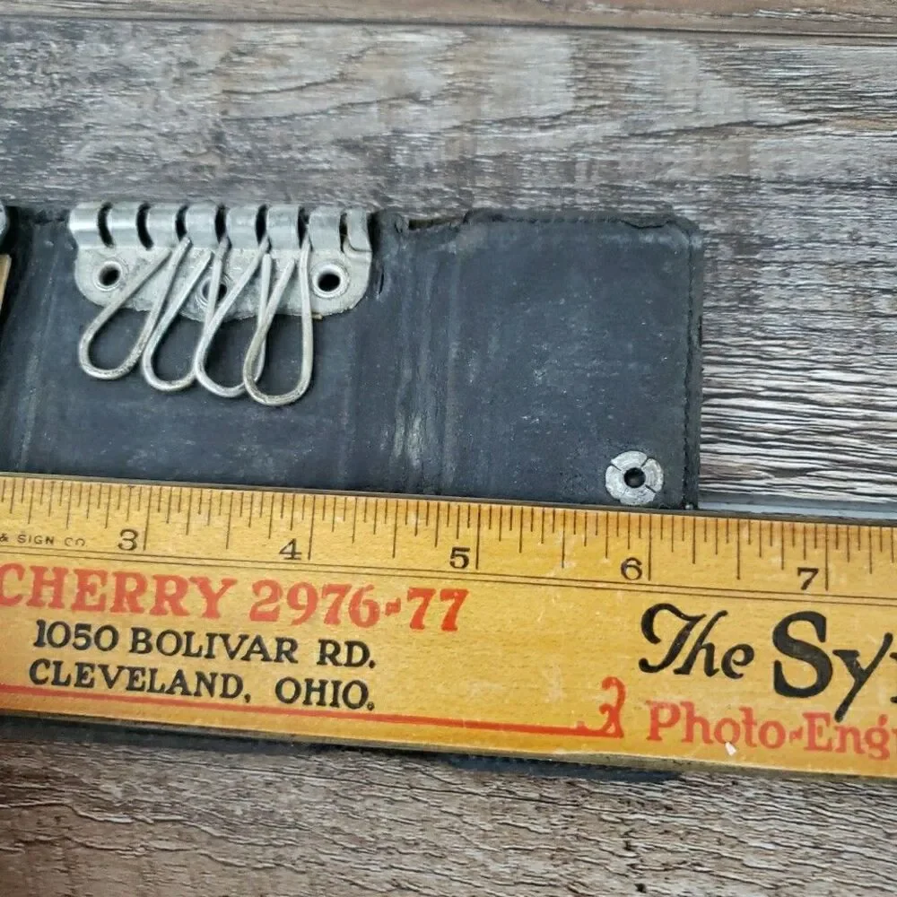 Vintage Leather Zipper Spring Temper Hook Key Card Holder Antique VTG